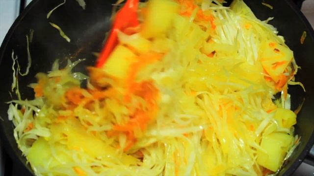 САМЫЙ вкусный рецепт ТУШЕНОЙ КАПУСТЫ. Готовлю часто в сезон овощей.