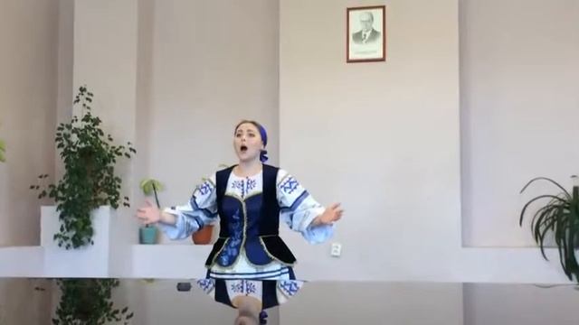 Юлия Черняновская "Растёт в Волгограде березка" смотреть онлайн