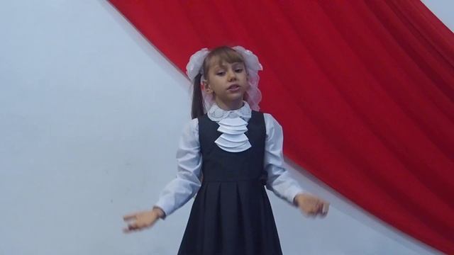 Елена Старишко "Маленький зайчонок" читает Смирнова Агата