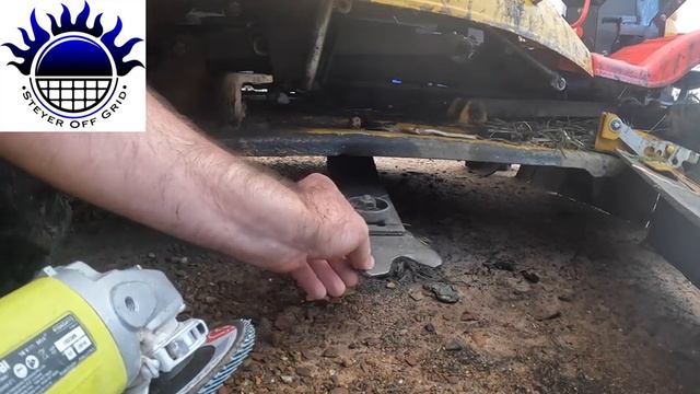 RazorBack Mower Blades Sharpening смотреть онлайн