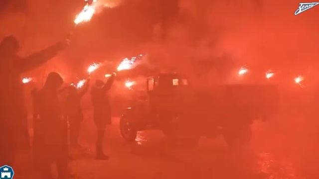 О Дороге Жизни Фанаты Зенита сделали красивое.