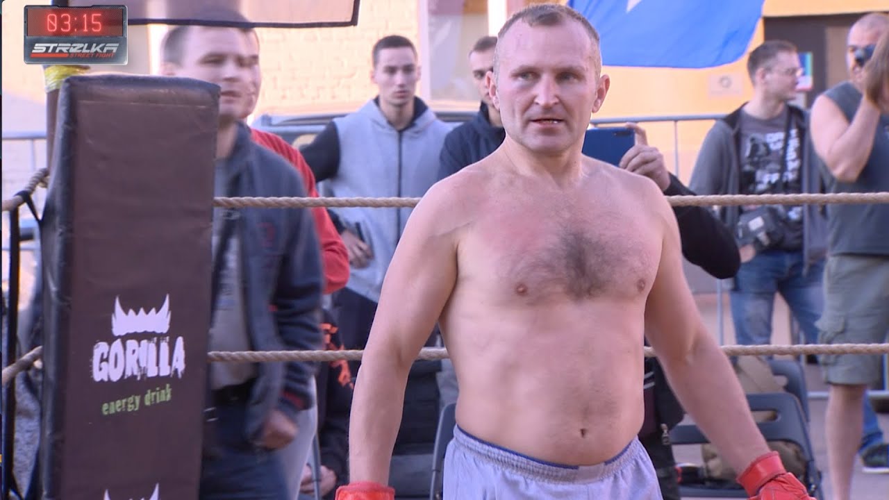 БЕШЕНЫЙ ДЕД вышел против Бойца Без Правил !!!! смотреть онлайн