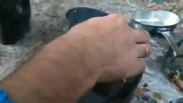 Растопка самодельной печки щепочницы под армейский котелок. Моя печка щепочница смотреть онлайн