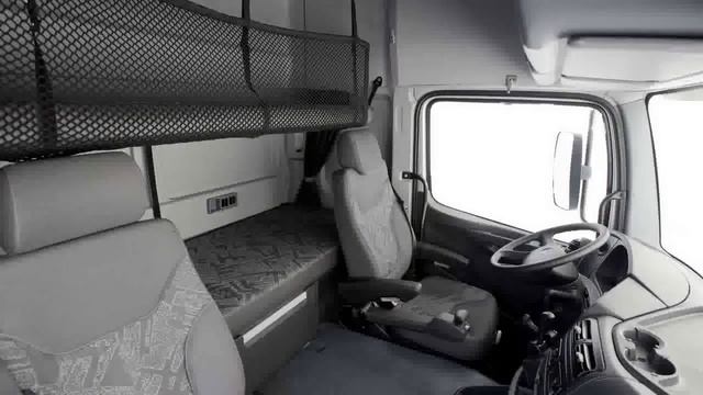 В кабине грузовика мерседес - Интерьер грузовиков мерседес Актрос Атего Аксор / Actros - Atego