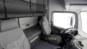 В кабине грузовика мерседес - Интерьер грузовиков мерседес Актрос Атего Аксор / Actros - Atego