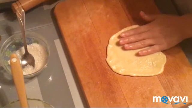 Плюшки с сахаром смотреть онлайн