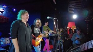 Женщина с Бородой  -  Алтайская Автостопная