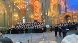В. Зиновьев "С нами Бог"