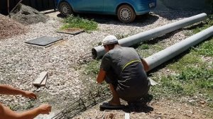 Круглые колонны балкона.