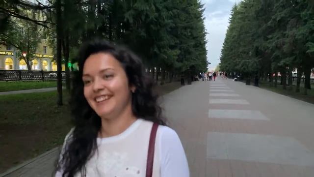 Live: Stalinist Empire District in Ufa Russia (with Liana) смотреть онлайн