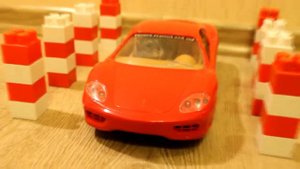 ХОМКИ СДАЮТ НА ПРАВА. МАШИНА ДЛЯ ХОМЯЧКОВ