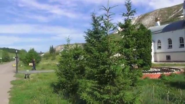 Костомаровский Спасский монастырь
