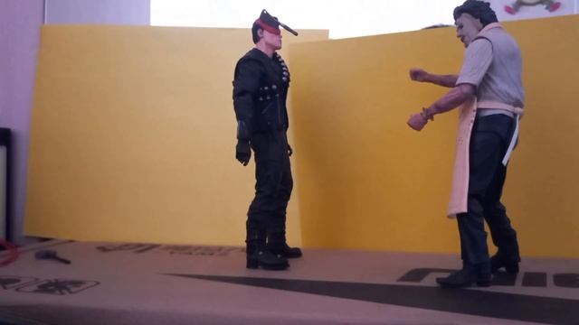 коженое лицо vs турист . смотреть онлайн