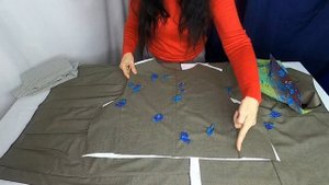 Как пошить новое платье,из старых вещей.