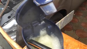 Промывка радиатора печки лимонной кислотой.