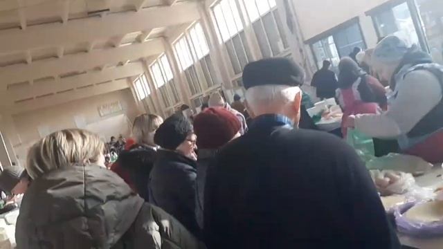Одесский Привоз перед Новым годом. Варю холодец.