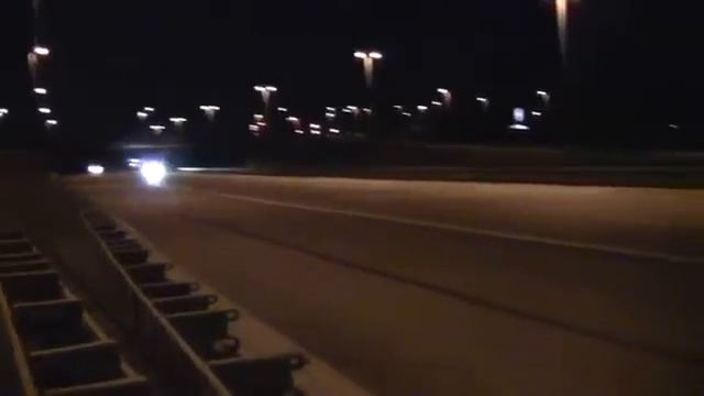 Ford GT с двумя турбинами на трассе смотреть онлайн