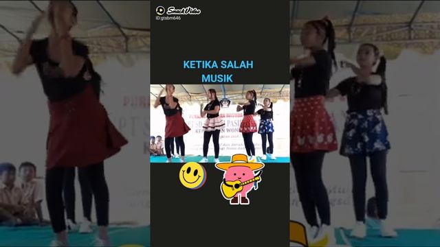 ketika salah musik