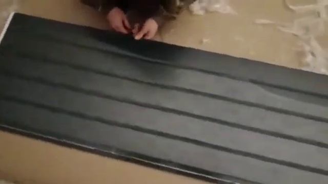 Пленка в полотне секционных ворот, гаражных ворот. Халга ворота отзывы, Эн Групп отзывы