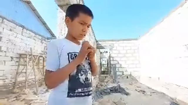 ЖОНЛИ ЭФИРДА ШЕРЗОДБЕКНИ УЙИ.  ХАММАСИ ЯХШИ БОРАЯБДИ