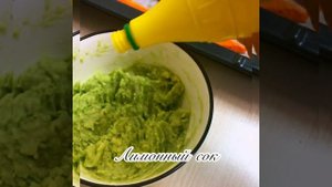 Батат с соусом из авокадо ?