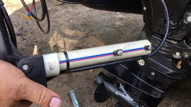 Вариант крепленияя датчика эхолота.
