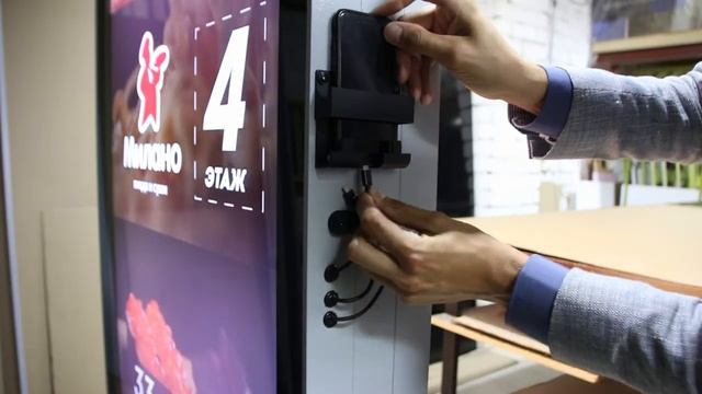 Бизнес на видеостойках 65 дюймов | STUDIA 12
