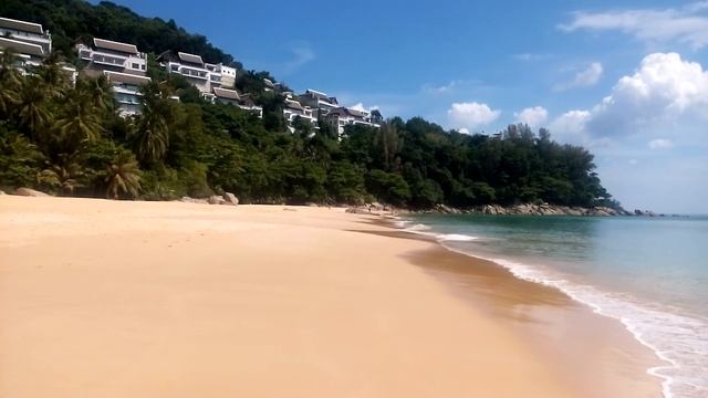 Naithon Beach. смотреть онлайн