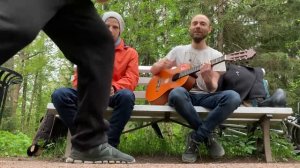 Георгиевская ленточка на гитаре