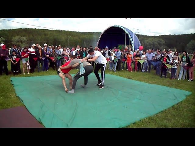 Сабантуй. Борьба на поясах смотреть онлайн