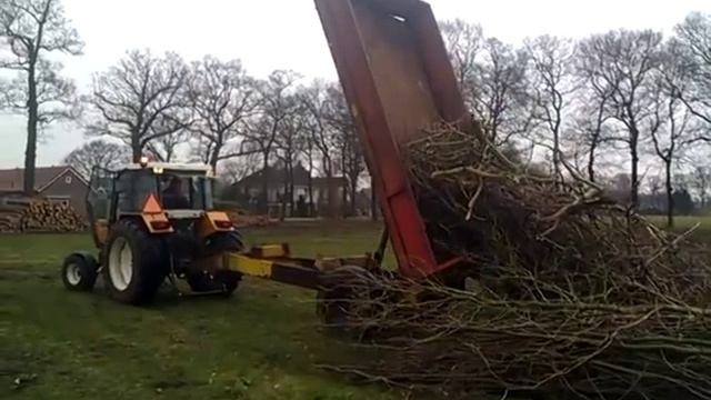 Renault 681s met kipper смотреть онлайн