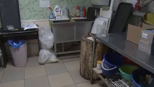 Во владимирских супермаркетах сотрудники надзорных ведомств обнаружили килограммы просрочки