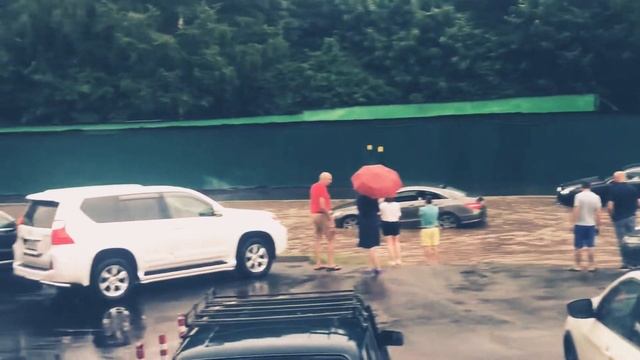 Москва, ливень. 28 июня 2021 г смотреть онлайн