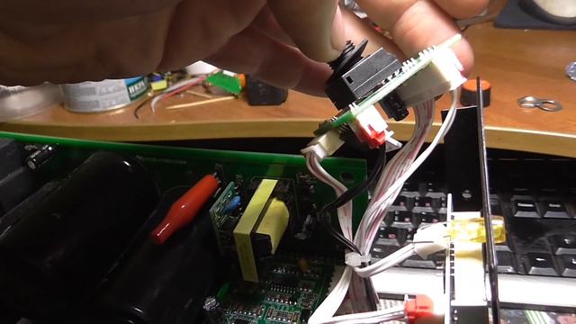 ARC-200. Сварочный аппарат не выдаёт неисправность. Не ремонт. смотреть онлайн