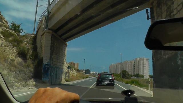 Недвижимость в Испании Villajoyosa вид с дороги смотреть онлайн