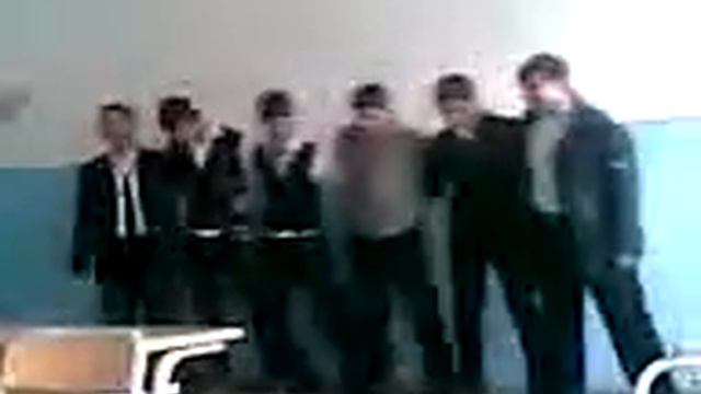 11b-Hababam.3gp смотреть онлайн