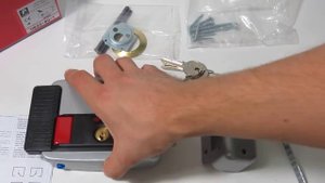 CISA 11630.60.1 Замок электромеханический, обзор и комплектация