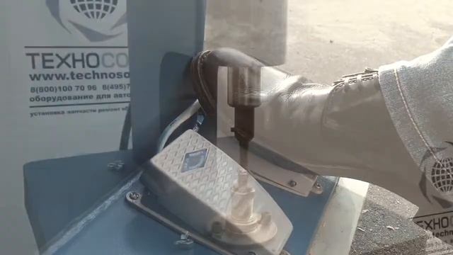 Клепальный станок для тормозных колодок EQFS ТS 240 смотреть онлайн