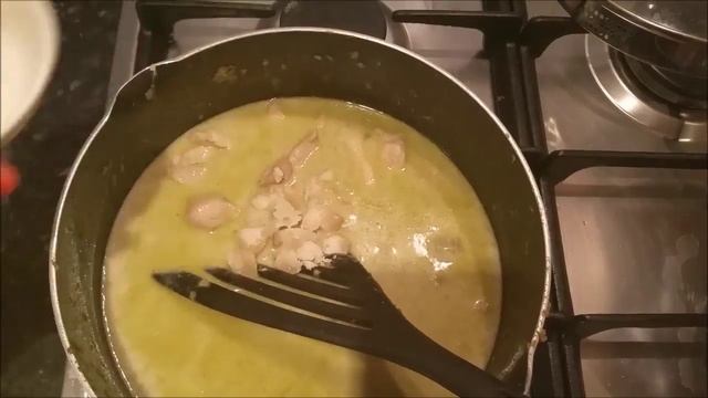 Green Chicken Curry смотреть онлайн