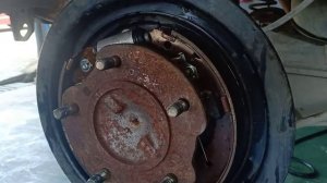 Suzuki Jimny 1.3 | Brake wheel cylinder replacement.