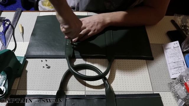 Пошив дорожной сумки из зелёной кожи. Typical GC 0303 что можно сшить? Cамый красивый цвет!