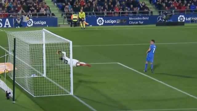 ТОП 5 ВИДОВ УДАРОВ В ФУТБОЛЕ | НАКЛБОЛ И Т.Д смотреть онлайн