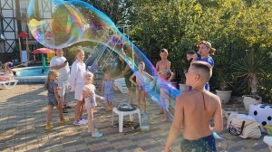 Детская анимация в отеле Н2О. Воздушные пузыри.