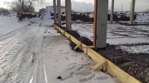 бетонный пол в ангаре