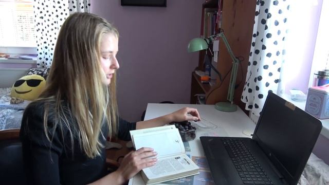 24 часа в чёрном цвете челлендж // Ярослава Спортивная смотреть онлайн