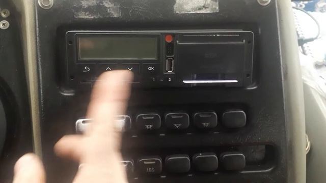 тахограф не отдаёт карту водителя! Решение проблемы!