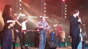 О, мама Африка...Добрая песня про Африку.