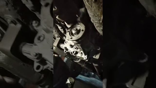 На Ниве выбивает межъ-осевую блокировку.Причины и ремонт не снимая Р/К. смотреть онлайн