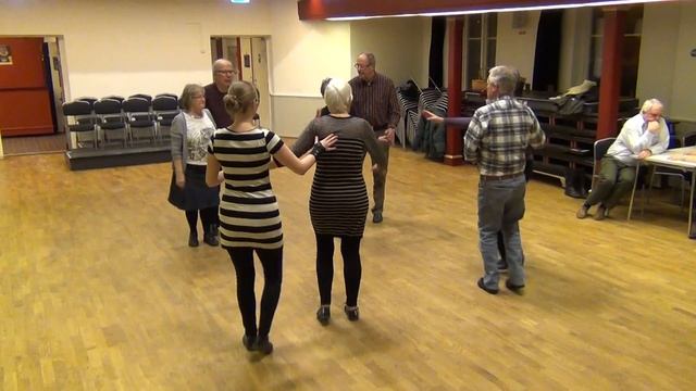 Yellow Rose Polka del2 смотреть онлайн