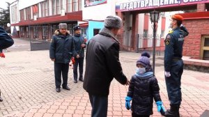 27.12.2020 В честь Дня спасателя прошло торжественное возложение цветов к памятнику Пожарным Крыма